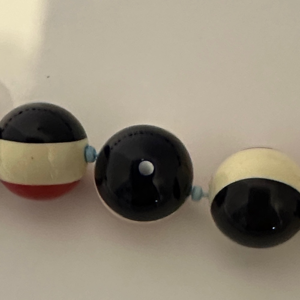 Vintage Red White & Blue Beaded Necklace - Picture 9 of 11